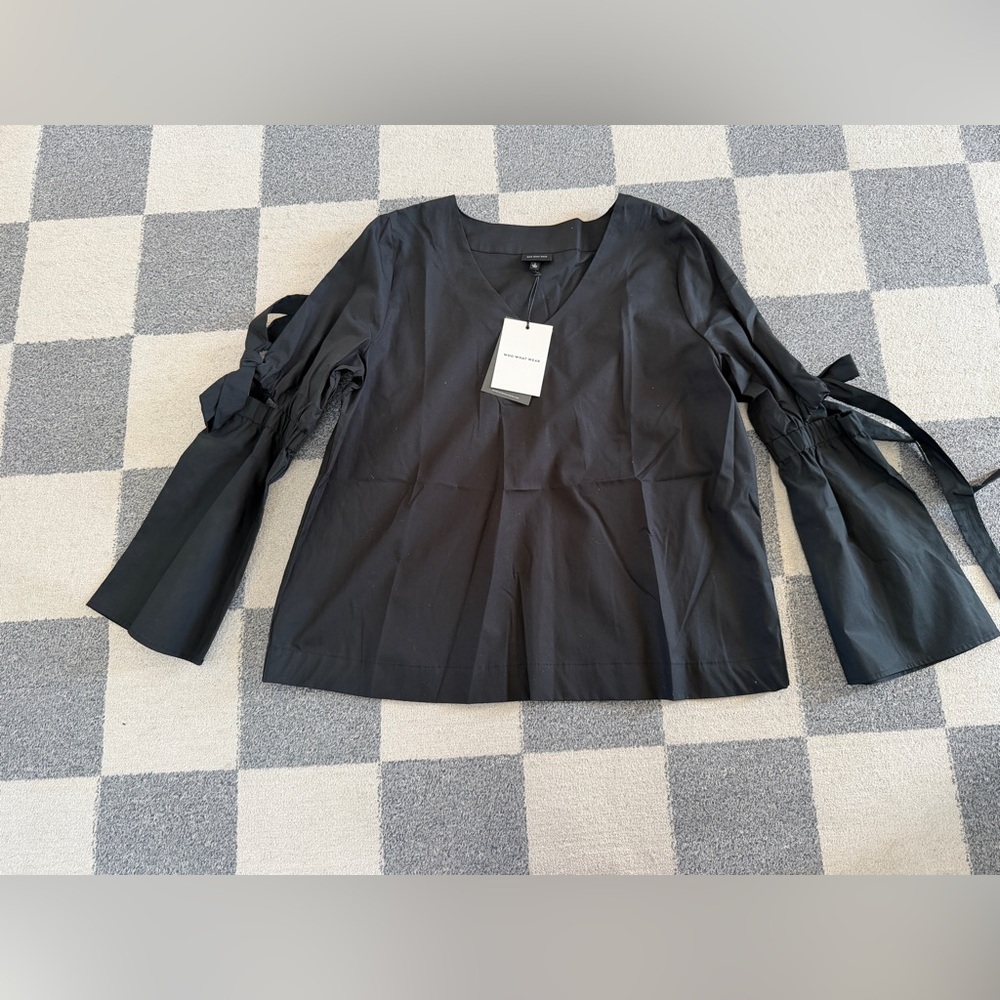 Brand New Women’s Who What Wear Black Blouse